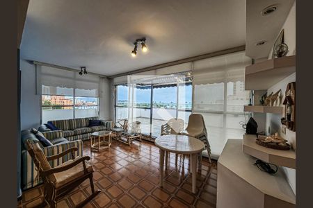 Sala de apartamento para alugar com 3 quartos, 145m² em Jardim Tejereba, Guarujá