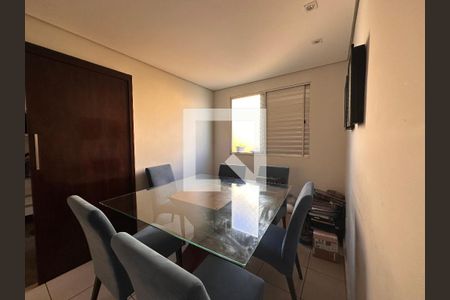 Sala de Jantar de apartamento para alugar com 3 quartos, 80m² em Sagrada Família, Belo Horizonte