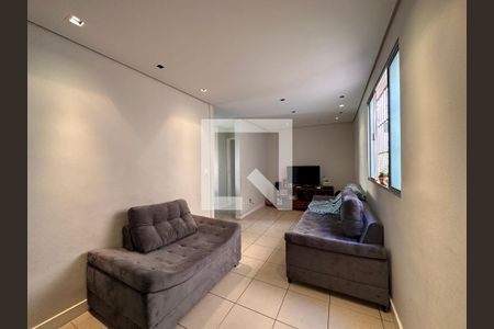 Sala de apartamento para alugar com 3 quartos, 80m² em Sagrada Família, Belo Horizonte