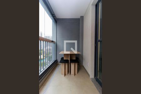 Studio - Varanda de kitnet/studio para alugar com 1 quarto, 27m² em Brooklin, São Paulo