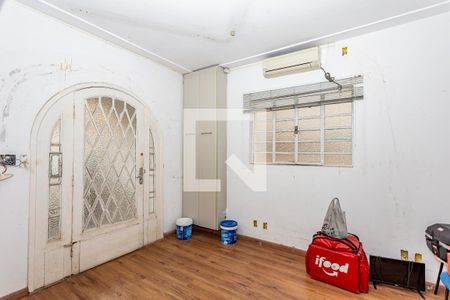 Sala de casa para alugar com 4 quartos, 200m² em Jardim Nossa Senhora Aparecida, São Paulo