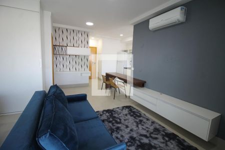 Sala de apartamento para alugar com 1 quarto, 55m² em Vila Regente Feijó, São Paulo