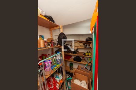 Casa de condomínio à venda com 102m², 3 quartos e 2 vagas Casa de condomínio à venda com 102m², 3 quartos e 2 vagasDespensa