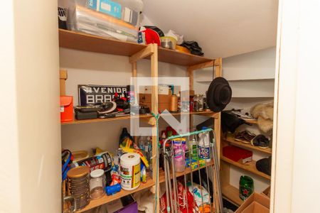 Casa de condomínio à venda com 102m², 3 quartos e 2 vagas Casa de condomínio à venda com 102m², 3 quartos e 2 vagasDespensa