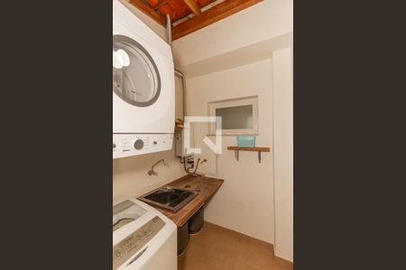 Casa de condomínio à venda com 102m², 3 quartos e 2 vagas Casa de condomínio à venda com 102m², 3 quartos e 2 vagasÁrea de Serviço