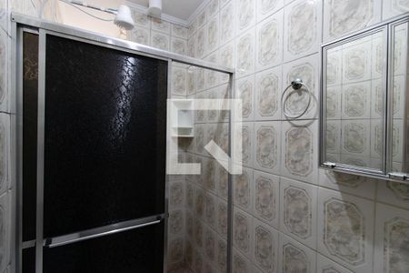 Banheiro de apartamento para alugar com 2 quartos, 49m² em Conjunto Habitacional Jova Rural, São Paulo