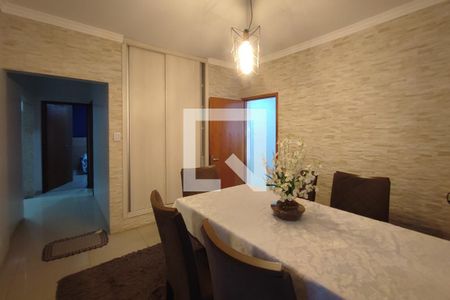 Sala de casa para alugar com 5 quartos, 300m² em Vila Pompéia, Campinas