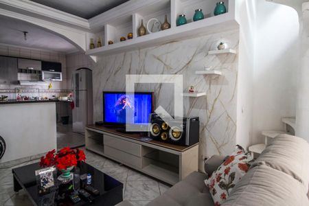 Casa à venda com 200m², 2 quartos e 2 vagasSala de TV