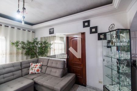 Sala de TV de casa à venda com 2 quartos, 200m² em Vila Porto, Barueri