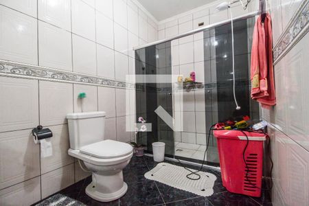 Banheiro da Suíte de casa à venda com 2 quartos, 200m² em Vila Porto, Barueri