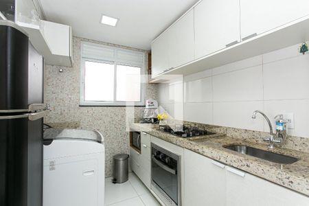 Cozinha de apartamento para alugar com 1 quarto, 45m² em Vila Salete, São Paulo