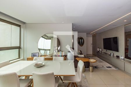 Sala de apartamento para alugar com 2 quartos, 82m² em  Vila da Serra, Nova Lima