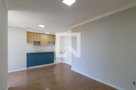 Sala de apartamento à venda com 2 quartos, 57m² em Fazenda Santa Cândida, Campinas