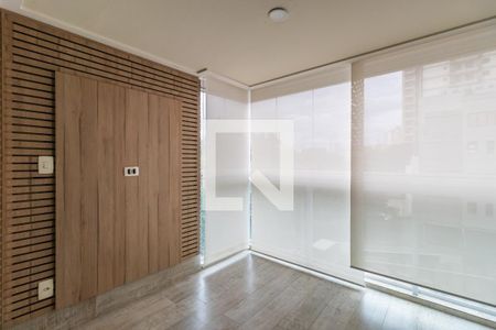 Sala de apartamento à venda com 2 quartos, 72m² em Empresarial 18 do Forte, Barueri