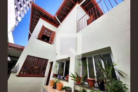 Casa à venda com 5 quartos, 0m² em Mirandópolis, São Paulo