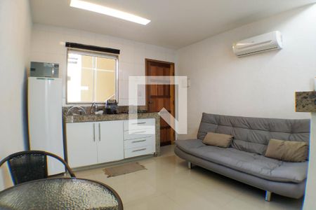 Sala de apartamento para alugar com 1 quarto, 40m² em Itaipu, Niterói