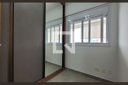 Quarto de apartamento para alugar com 2 quartos, 76m² em Gonzaga, Santos