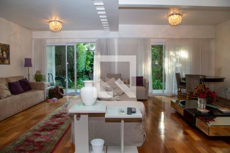 Sala de casa à venda com 4 quartos, 380m² em Jardim Paulista, São Paulo