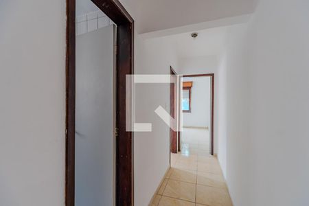 Corredor de apartamento para alugar com 2 quartos, 76m² em Nonoai, Porto Alegre