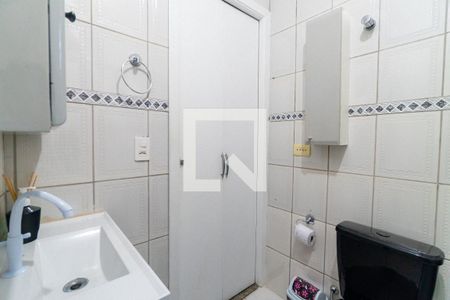Banheiro da Suíte de casa de condomínio à venda com 3 quartos, 92m² em Vila do Encontro, São Paulo