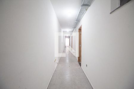 Corredor de apartamento para alugar com 1 quarto, 30m² em Vila Gustavo, São Paulo