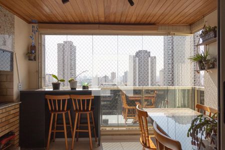 Varanda gourmet de apartamento à venda com 4 quartos, 108m² em Vila Bertioga, São Paulo