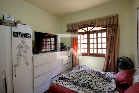 Quarto 1 de casa à venda com 4 quartos, 200m² em São Geraldo, Belo Horizonte