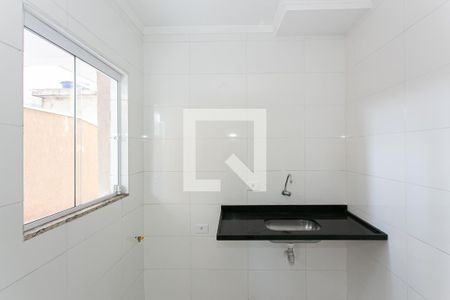 Cozinha de apartamento para alugar com 1 quarto, 39m² em Vila Ré, São Paulo