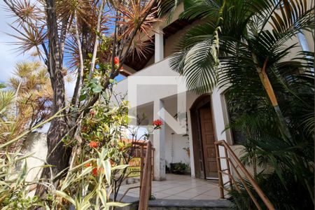 Fachada da casa de casa à venda com 5 quartos, 420m² em Carlos Prates, Belo Horizonte