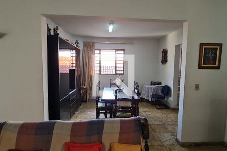 Sala de casa à venda com 5 quartos, 420m² em Carlos Prates, Belo Horizonte
