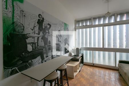 Sala de apartamento à venda com 1 quarto, 40m² em Santo Agostinho, Belo Horizonte