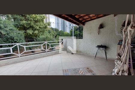 Varanda Quarto 1 suíte de casa à venda com 4 quartos, 190m² em Vila Floresta, Santo André