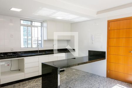 Sala/Cozinha de apartamento para alugar com 2 quartos, 58m² em Savassi, Belo Horizonte