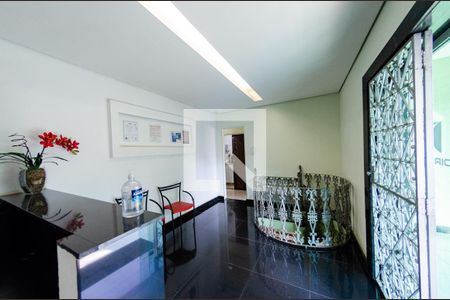 Sala 2 de casa à venda com 5 quartos, 420m² em Calafate, Belo Horizonte