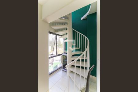 Escada de apartamento à venda com 1 quarto, 85m² em Vila Andrade, São Paulo