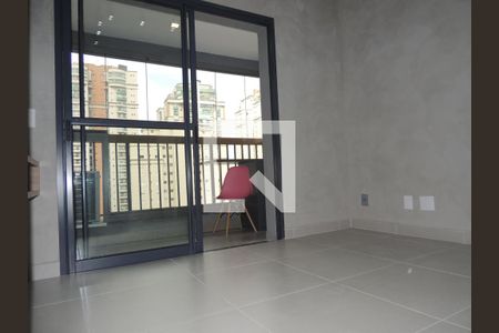 Sala, quarto e varanda de apartamento para alugar com 1 quarto, 28m² em Brooklin Paulista, São Paulo