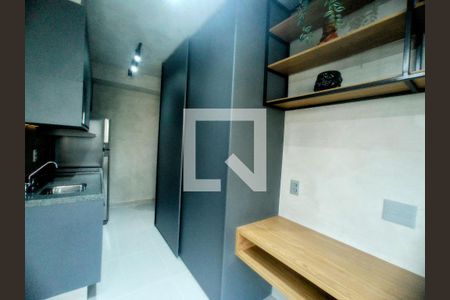 Cozinha de apartamento para alugar com 1 quarto, 28m² em Brooklin Paulista, São Paulo