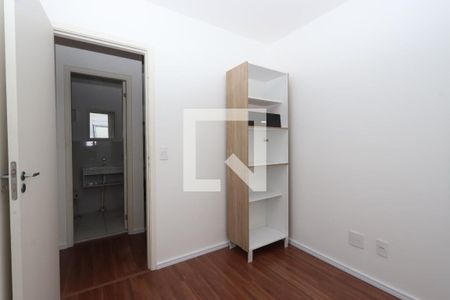 Cozinha de apartamento para alugar com 2 quartos, 38m² em Cidade Satélite Santa Bárbara, São Paulo