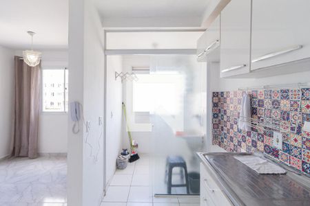 Sala/Cozinha de apartamento para alugar com 2 quartos, 45m² em Vila da Oportunidade, Carapicuíba