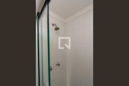 Banheiro da Suíte de apartamento para alugar com 2 quartos, 62m² em Vila Barros, Guarulhos