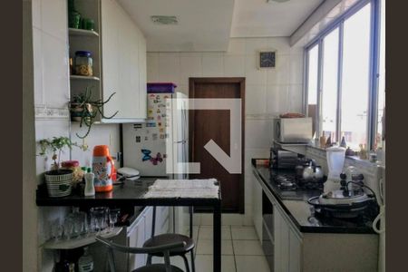 Cozinha de apartamento à venda com 3 quartos, 160m² em Nova Suíça, Belo Horizonte