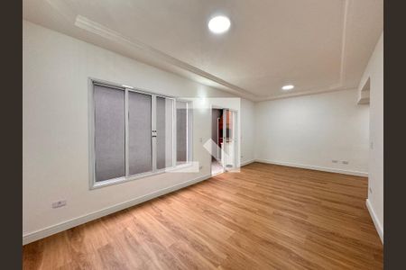 Sala de casa de condomínio à venda com 3 quartos, 150m² em Vila Valparaíso, Santo André