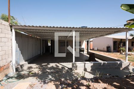 Casa para alugar com 110m², 2 quartos e 2 vagasÁrea externa