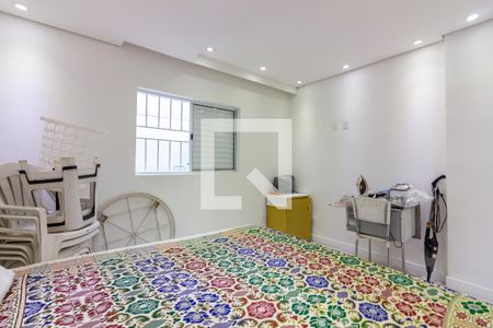 Quarto  de casa à venda com 2 quartos, 100m² em Vila Yolanda, Osasco