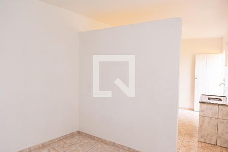 Quarto de casa para alugar com 1 quarto, 40m² em Jardim Veronica, São Paulo