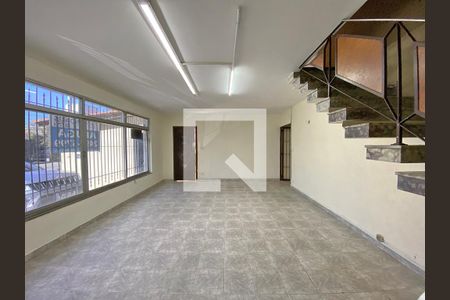 Sala de casa à venda com 3 quartos, 200m² em Vila Prudente, São Paulo