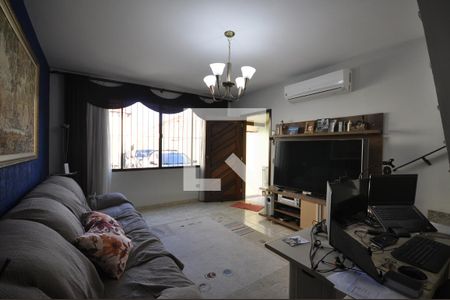 Sala 1 de casa à venda com 4 quartos, 800m² em Vila Leonor, São Paulo