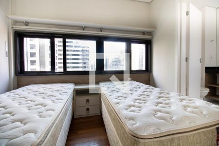 Quarto de kitnet/studio para alugar com 1 quarto, 63m² em Vila Olímpia, São Paulo