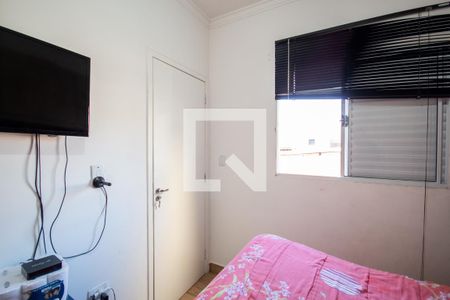 Suíte de casa de condomínio à venda com 2 quartos, 71m² em Padroeira, Osasco