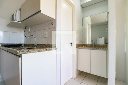 Banheiro de kitnet/studio para alugar com 1 quarto, 22m² em Iguatemi, Ribeirão Preto